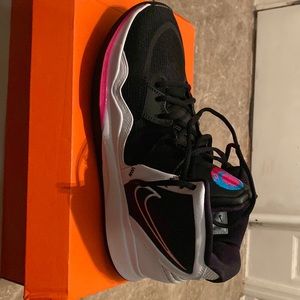 Nike Kyrie Infinity South Beach Size 12. Worn once!! No Damage. 10/10